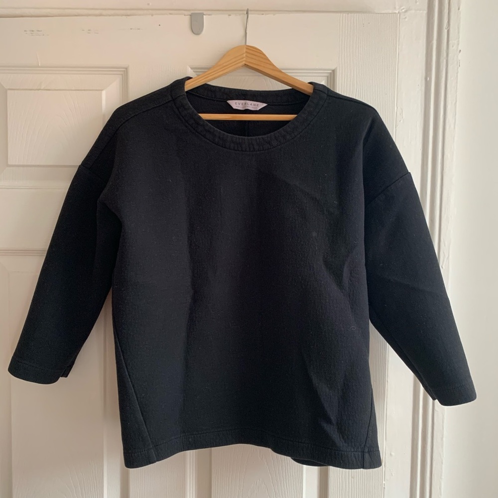 EVERLANE cropped arms sport sweater